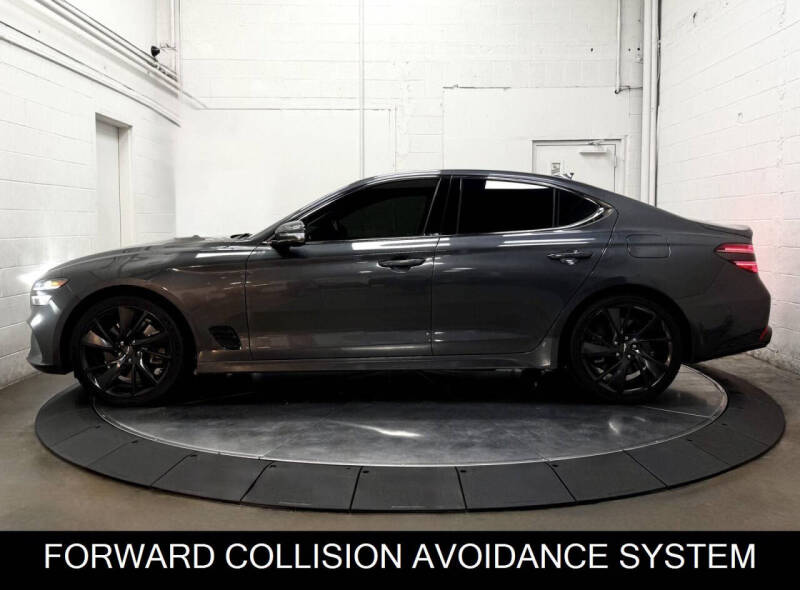 2022 Genesis G70