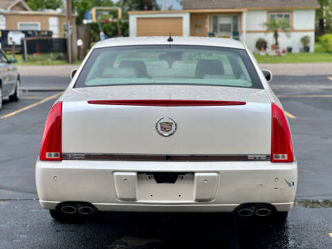 2008 Cadillac DTS Luxury I