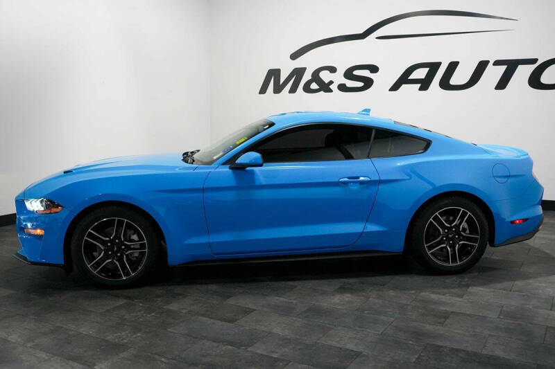 2022 Ford Mustang EcoBoost Premium
