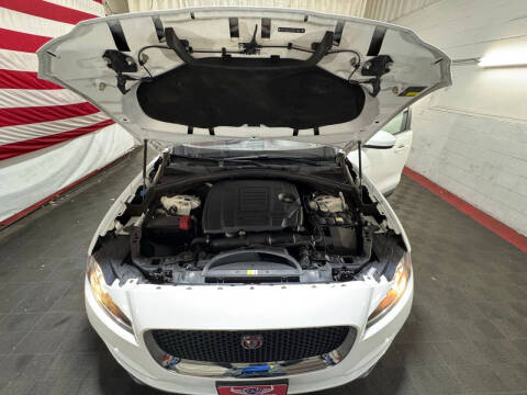 2018 Jaguar F-PACE 30t Premium