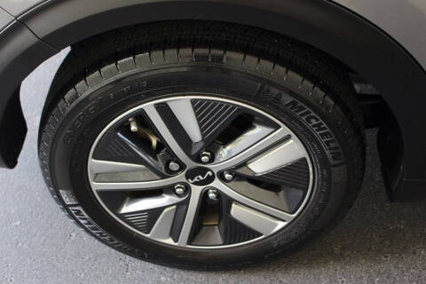 2022 Kia Niro EX Premium