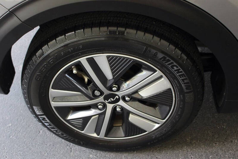 2022 Kia Niro EX Premium