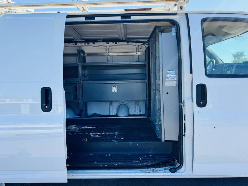 2013 Chevrolet Express 2500