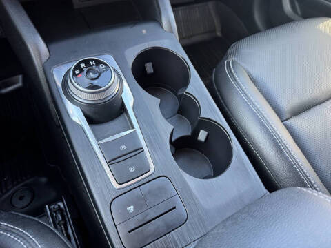 2022 Ford Escape Hybrid SEL