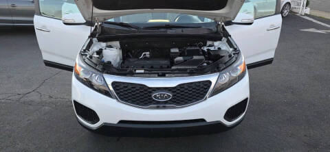 2011 Kia Sorento LX