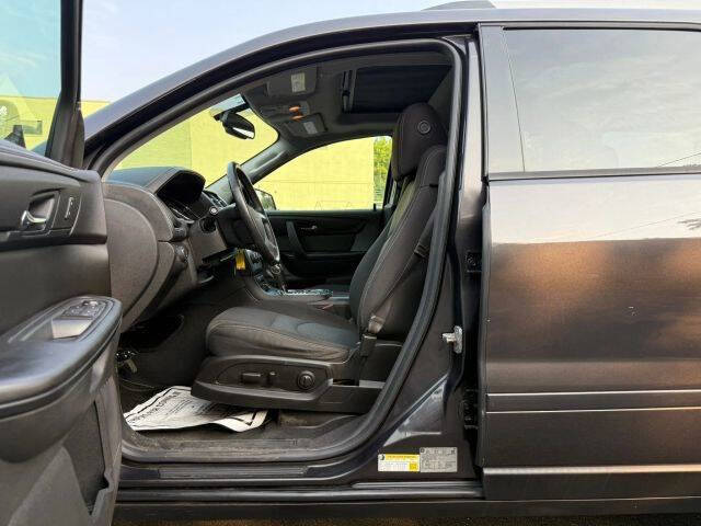 2016 GMC Acadia SLE-2