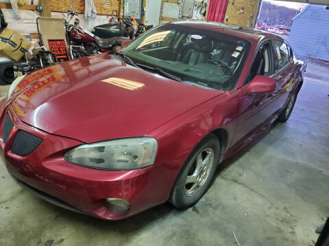 2004 Pontiac Grand Prix for sale at A&R Auto Sales and Services LLC in Connersville IN