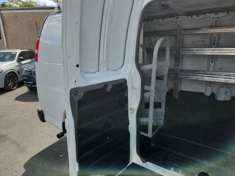 2019 Chevrolet Express 2500