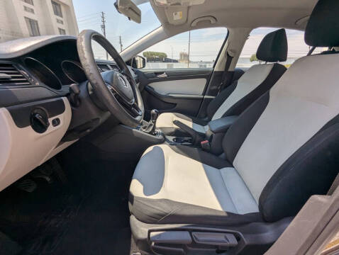 2015 Volkswagen Jetta