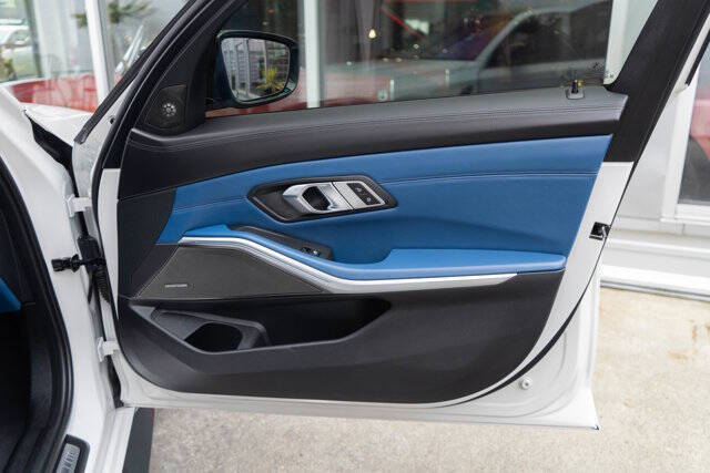 2023 BMW M3 44