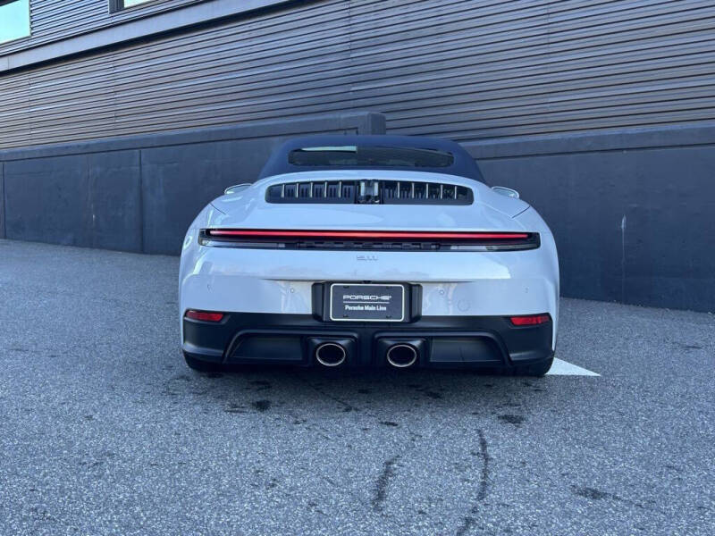 2026 Porsche 911 Carrera GTS