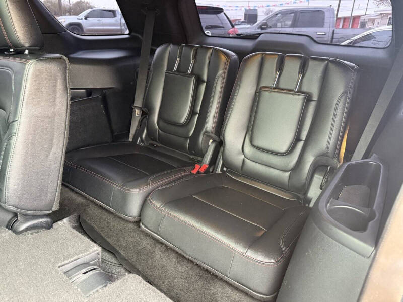 2016 Ford Explorer Sport