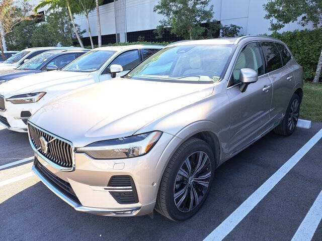2023 Volvo XC60 B5 Plus Bright Theme