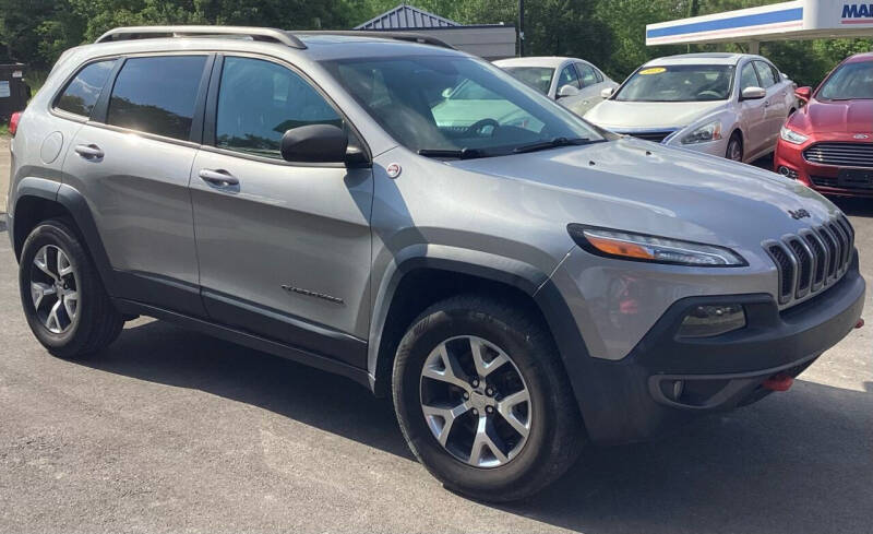 2015 Jeep Cherokee for sale at DRIVE SAFE AUTO LLC in Springfield OH