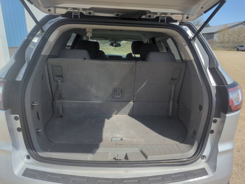 2017 Chevrolet Traverse LS