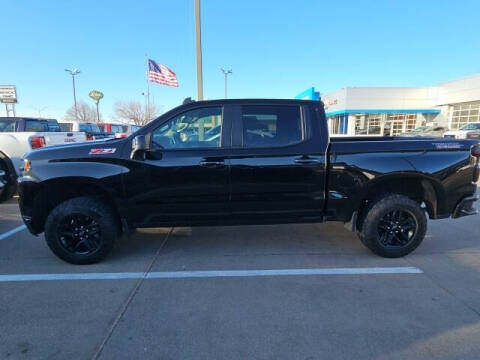 2020 Chevrolet Silverado 1500 for sale at Midway Auto Outlet in Kearney NE