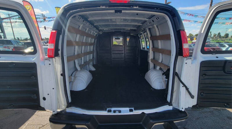 2019 Chevrolet Express 2500