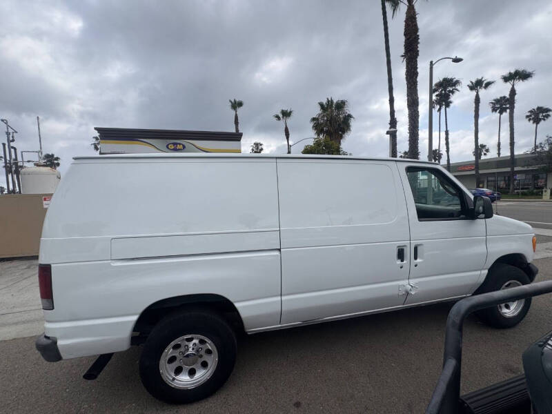 2005 Ford E-Series