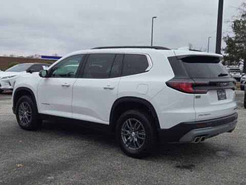 2025 GMC Acadia Elevation