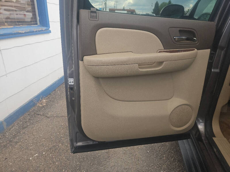 2012 Chevrolet Suburban LT