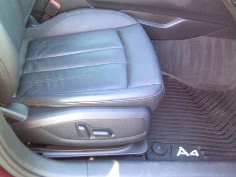 2018 Audi A4 2.0T quattro Premium Plus