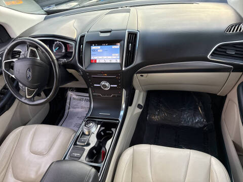 2019 Ford Edge Titanium