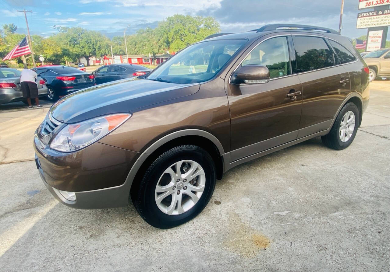 2012 Hyundai Veracruz for sale at Testarossa Motors in League City, TX