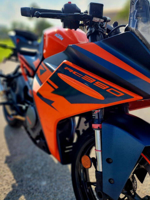 2022 KTM RC 390