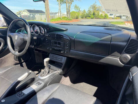 2000 Porsche 911 Carrera