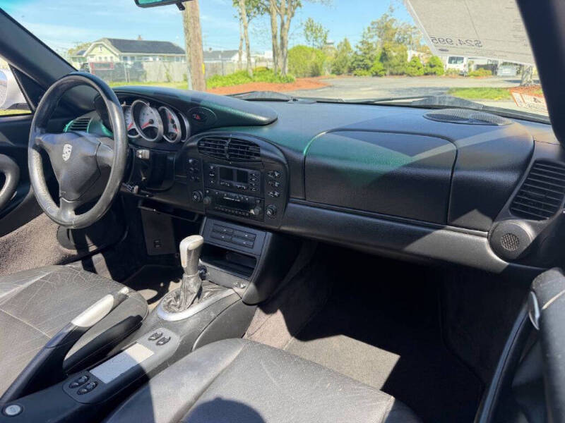 2000 Porsche 911 Carrera