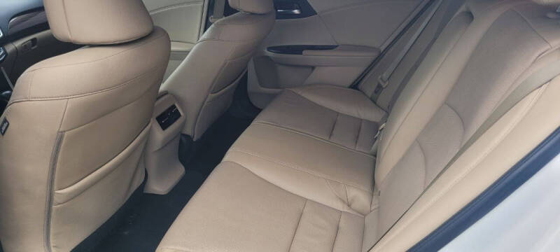 2016 Honda Accord EX-L V6 w/Navi w/Honda Sensing