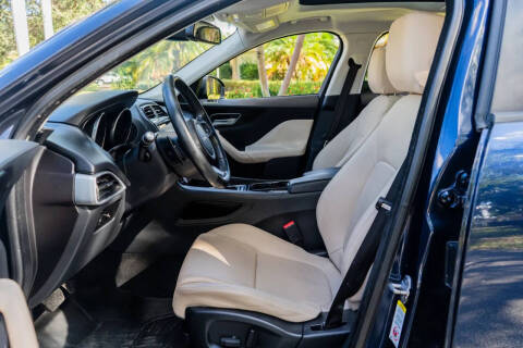 2017 Jaguar F-PACE 35t Premium