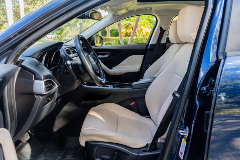 2017 Jaguar F-PACE 35t Premium