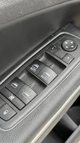 2011 Chrysler 300 C