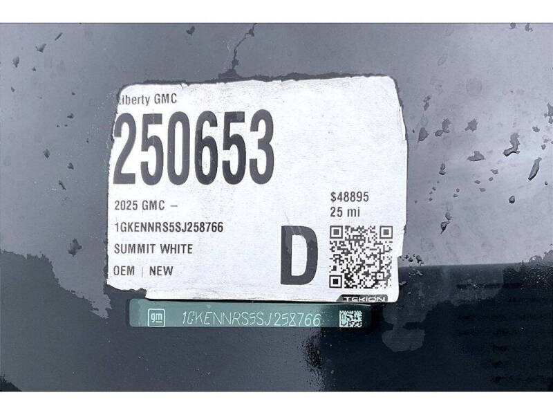 2025 GMC Acadia Elevation