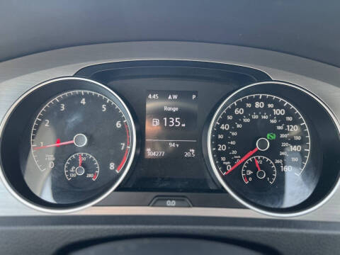 2016 Volkswagen Golf TSI SEL