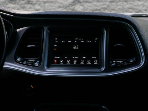 2019 Dodge Challenger SXT