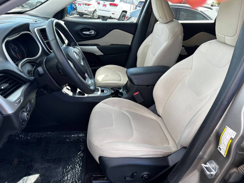 2017 Jeep Cherokee Latitude