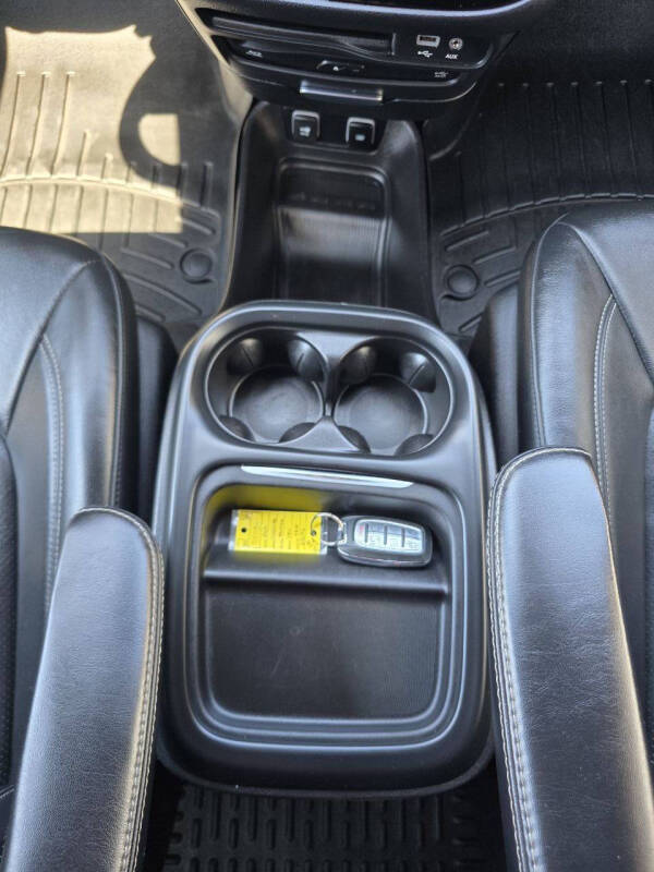 2020 Chrysler Pacifica Launch Edition