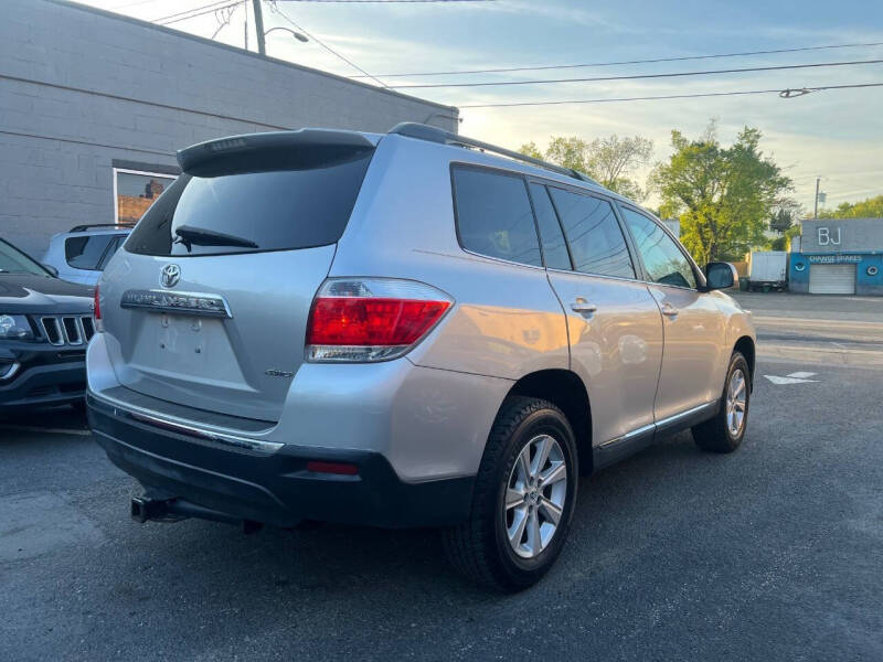 2011 Toyota Highlander