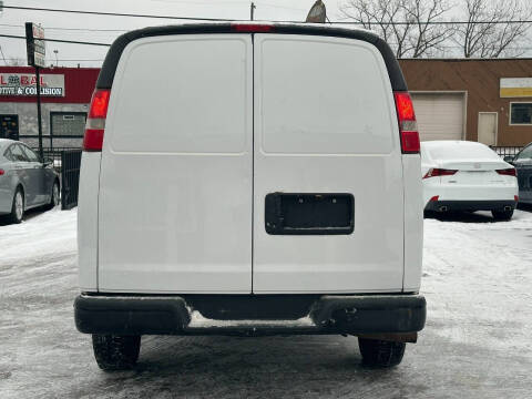 2016 Chevrolet Express 2500