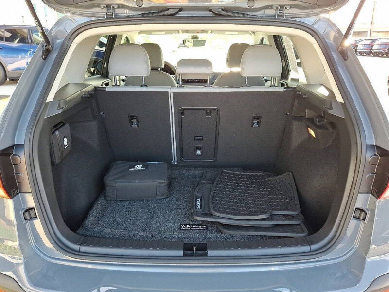 2022 Volkswagen Taos SE 4Motion