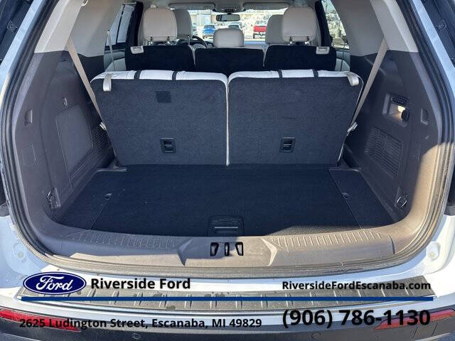 2023 Ford Explorer Platinum