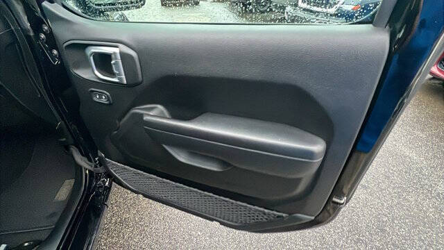 2023 Jeep Gladiator Sport S