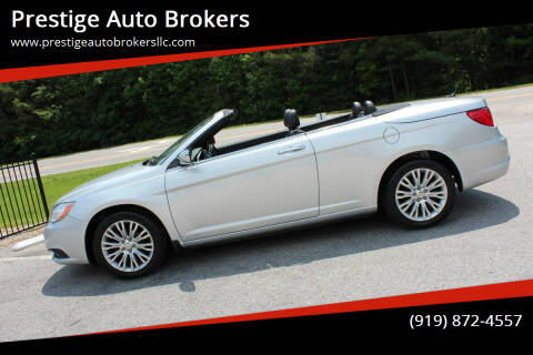 2011 Chrysler 200 Convertible
