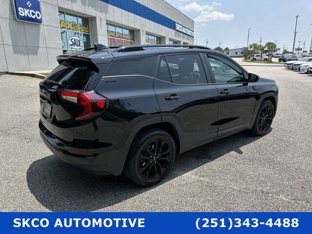 2022 GMC Terrain SLE