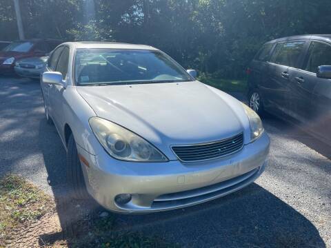 2005 Lexus ES 330 for sale at Noble PreOwned Auto Sales in Martinsburg WV