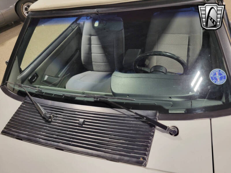 1989 Ford Mustang LX