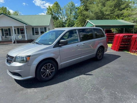 2015 Dodge Grand Caravan for sale at CRS Auto & Trailer Sales Inc in Clay City KY