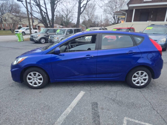 2012 Hyundai ACCENT for sale at QUEENSGATE AUTO SALES in York, PA